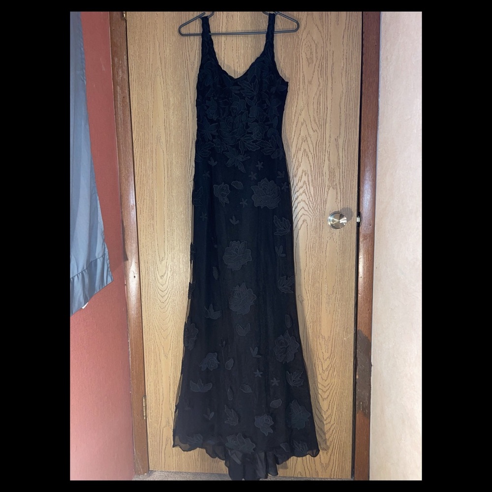 Badgley Mischka Black Floral Chiffon Gown